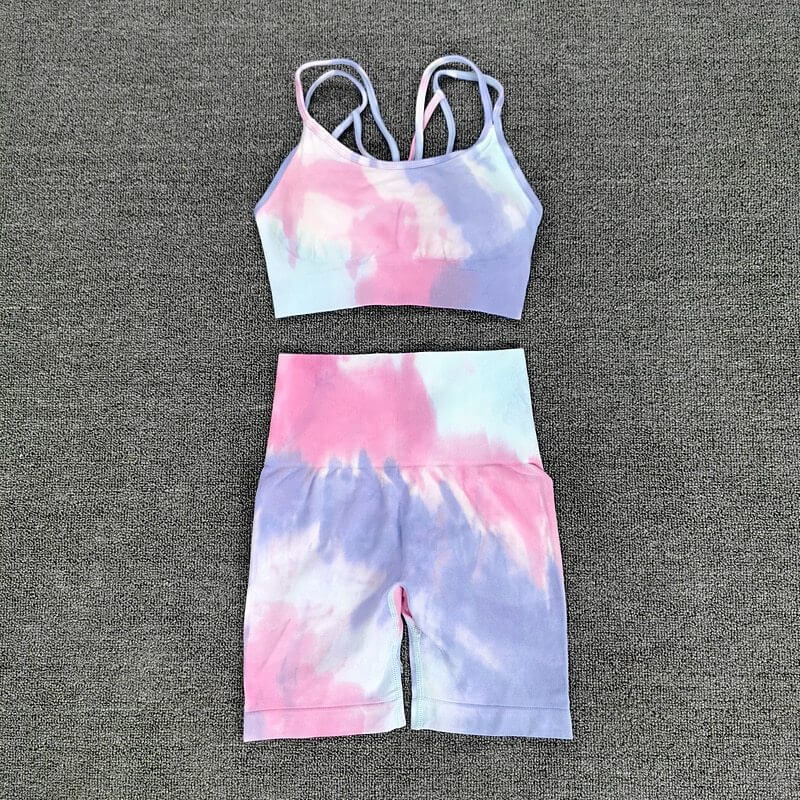 Tie-dye seamless sport set with strappy bra and shorts, perfect for workout and yoga.