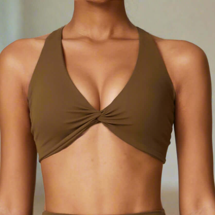 Quick-Dry Sport Bra in Birch Tea Brown, cross-back, breathable fabric, wireless, tight fit, ideal for running, yoga, gym; size options S to XL.